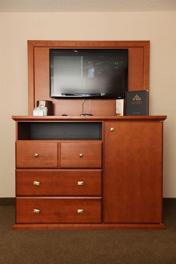 St. Albert Inn&Suites Saint Albert Buitenkant foto
